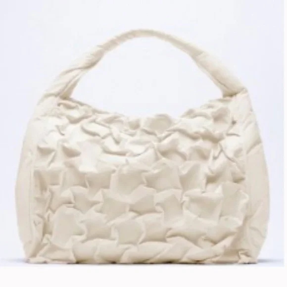 NWT ZARA Cream Quilted Oversized Hobo Tote Shoulder Bag Ruffle Detail Puffer - Picture 2 of 12